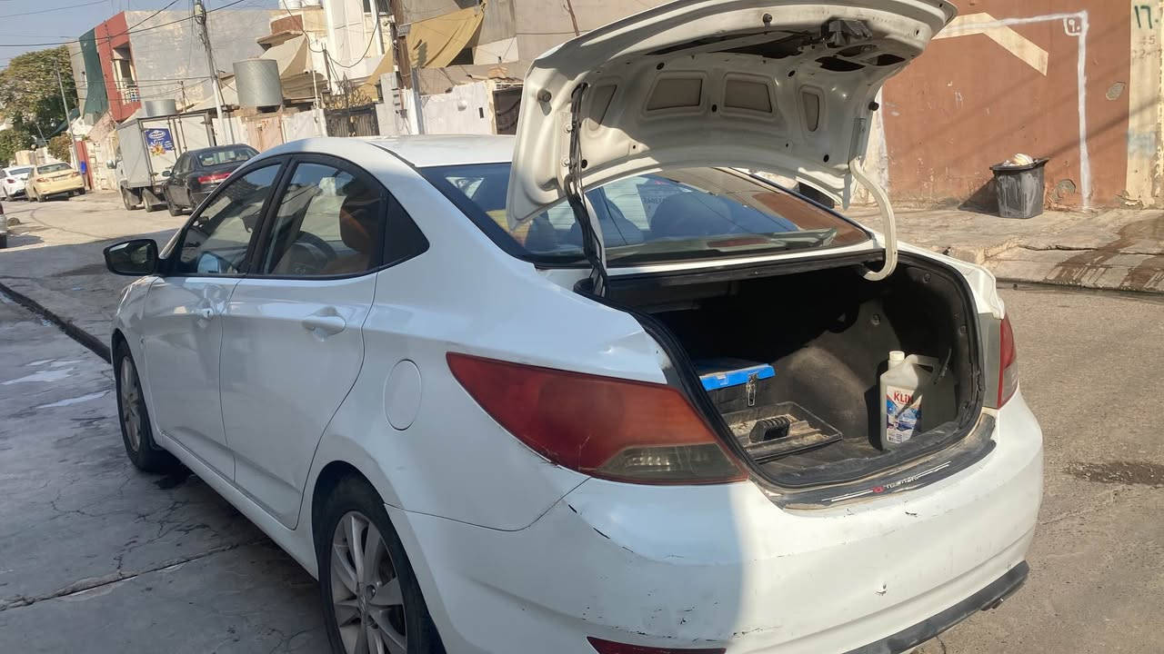 اكسنت فول • ٢٠١٢ • ابيض اربيل