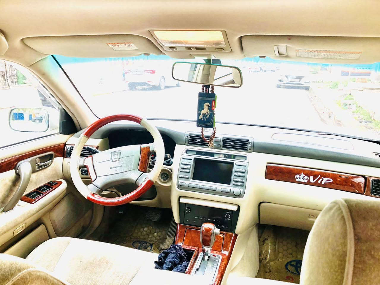 مەلیکەی ساغ 2002 بیلاد کریستاڵ بێ دەعم بێ بۆیاخ سێ دووگمەی پەردە تەشبوول نەجەفی ڕەقم یەک سیارەکە زۆر زۆر جوانترە لەنزیکۆ لەوێنەکان  چوار کوشن کارەبا تەحدیل سورعە جوار تایە لۆک سێرفزم تازە کردووە مەکینەی دیفۆری گەورە ، کۆدی هەیە ، هەموو گیانی ئیشە کات یەک دینار مەسرەفی نیە ماڵی دۆستە لەکەلارم ژمارەم *********** موشتەری بیتوو نەبیت لەخزمەتدام
