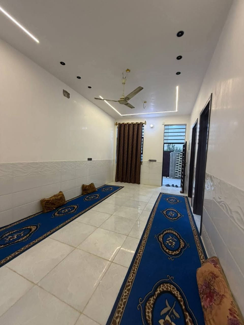 بيت • ١٥٠م • طابقين