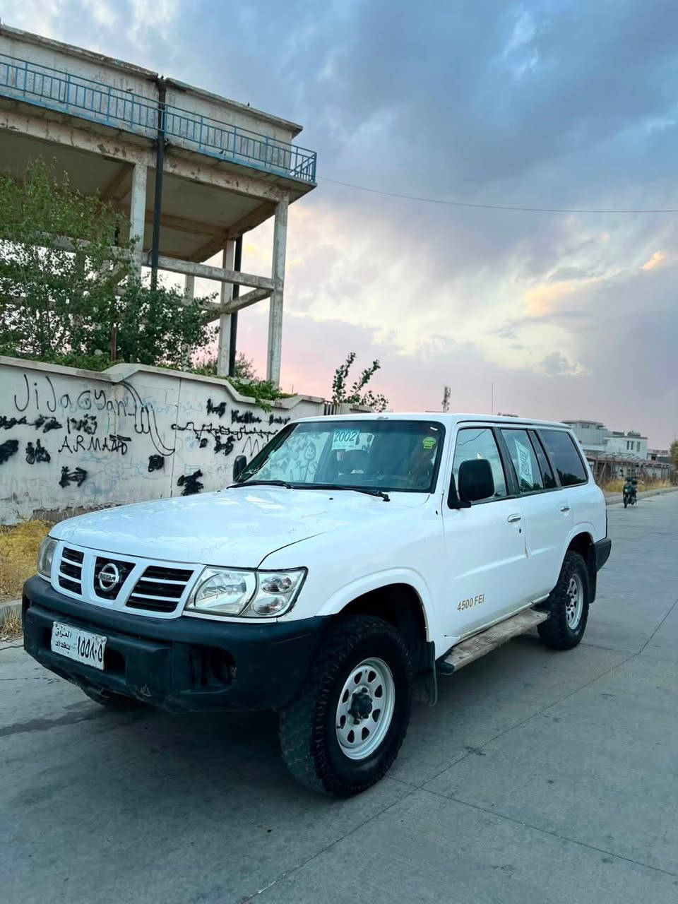 بۆ فرۆشتن 2002محەسەن ئاڕم پلاسک سلێمانی گێڕوومەکینەوو ئەکسلی بەشەرت ناووبۆر تەبرید لەسەر سیووچ سادووگەرمم تەقەووڕەقەی بەشەرت  دووپارچەبۆیاخی هەییە ماڵەکە پاکوو بێ عەیبە ***********
