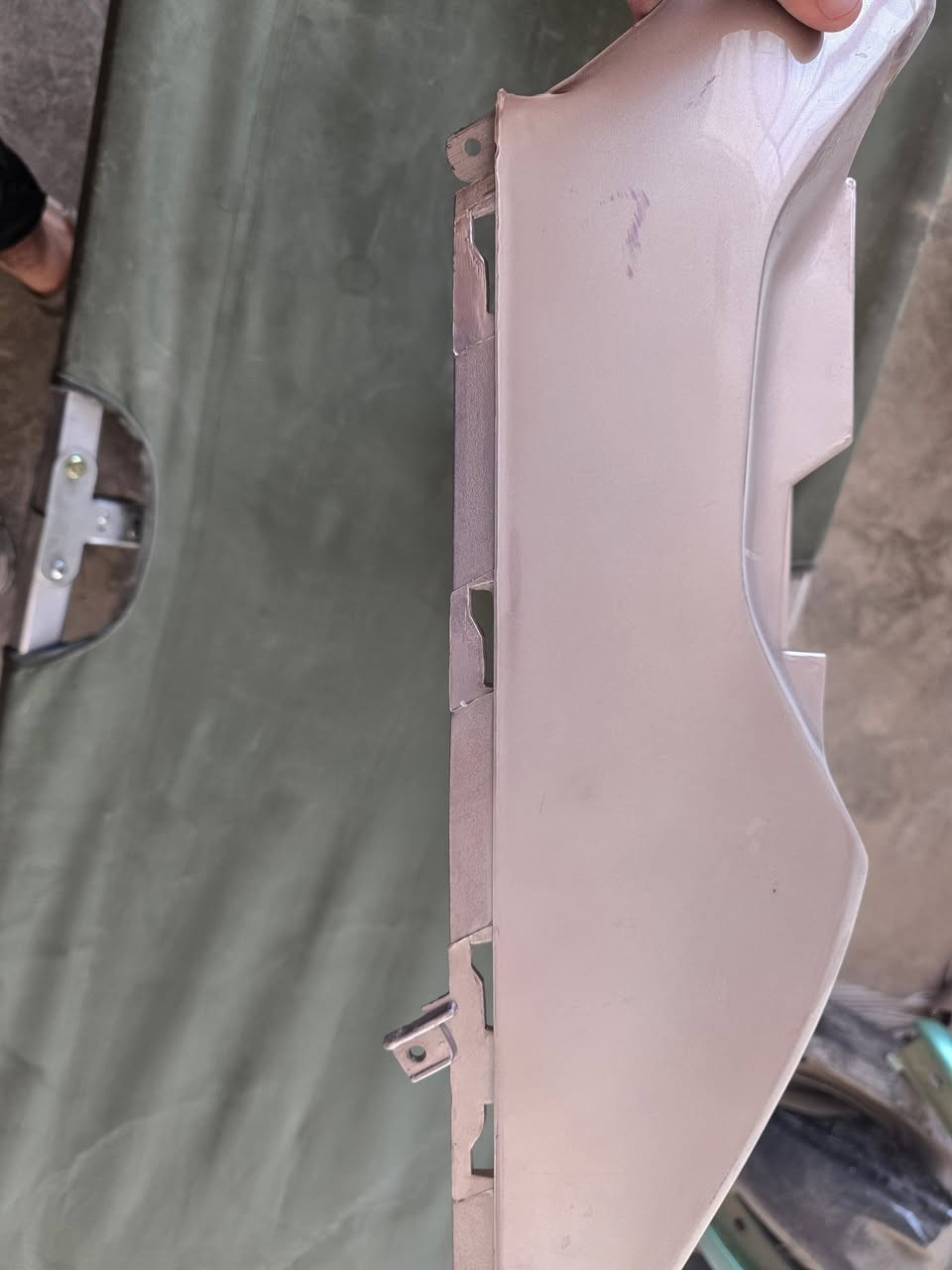 حياهم الله
يتوفر عدنا كفرات دراجه ماجستة شكل قديم بكميات كافيه كل قطعه
               Yamaha majesty  140km
تجاري مو حاويه نوعيه جيده كل قطع متوفره
وسعر مناسب 100الف 
مكان النجف الاشرف 
يوجد خدمه توصيل كل محافظات 10الف  الطلب و التواصل الاتصال/ اوتساب 
***********
