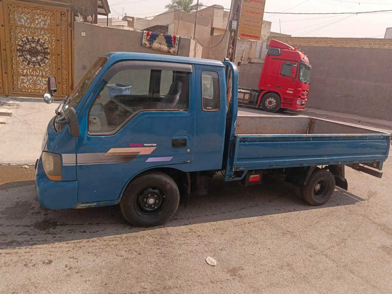 السلام عليكم
كيا فونتيرا ام عيون موديل 2001
السياره جاهزه على اخر حبايه 
كير محرك تخم تاير كله جديد 
السياره نضيفه جدا 
السعر 60$
العنوان بغداد 
التوصل ***********
