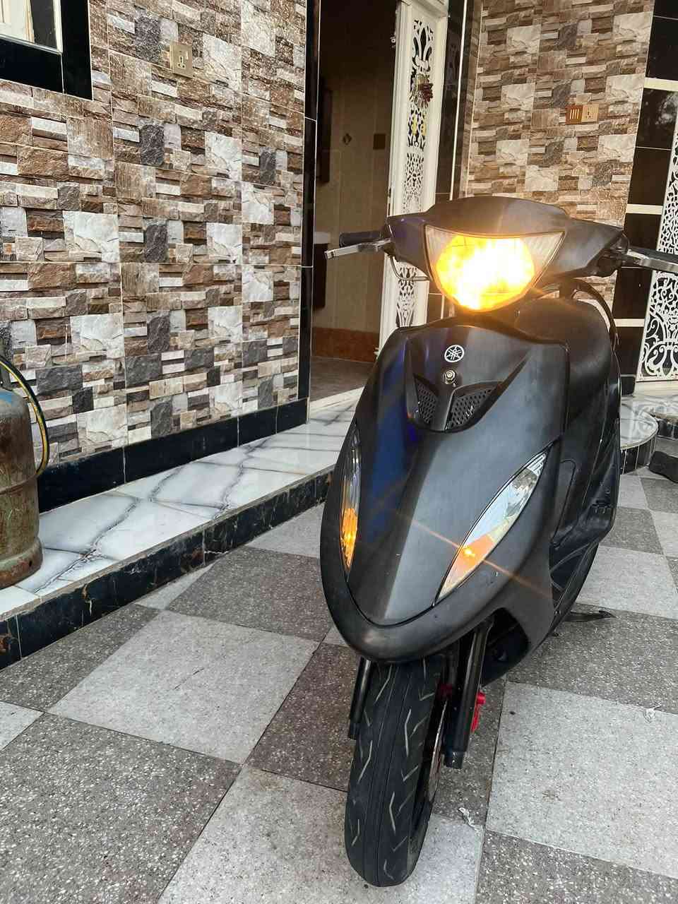 ماكس عدله كلها بلاديه مابيه اي نقص  السعر 575 وبيه مجال قليل
***********
