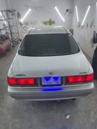 كراون • ٢٠٠٢ • چەمچەماڵ