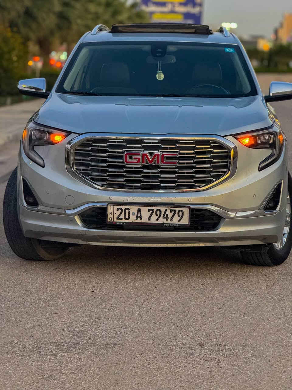 جمسي تيران دينالي(اعلى فئة)
محرك ٢٠٠٠ توربو
بدون اريباك 
سقف بانوراما 
بصمة ابواب
جنطة كهرباء
كامرات٣٦٠
حساسات امامي خلفي
شحن لاسلكي
كشنات كهرباء
كشنات تدفئه تبريد
كشنات خلفيه تدفئه
تذكير بالكشنات الخلفيه في حال نسيان شي
كروس مثبت سرعة
مانع تصادم
رادار 
كشن خزن ميموري
بانوراما
شاشة كار بلي
تحكمات ستيرن
لايت دوار
كير ١٠ نمر ويه البك
منافذ كهرباء
رادار 
٤ مودات للقيادة
هاند بريك كهرباء
لايت زينون
حدادية وادامة جديدة
وبعد بيها مواصفات الدينالي معروفة مواصفاتها
حادثها قبق جنطه فقط ونفسه مصبوغ والبنيد للجمالية
السيارة رقم ديالى الجديد بإسمي
السيارة للبيع او للمراوس حسب القناعة
***********
