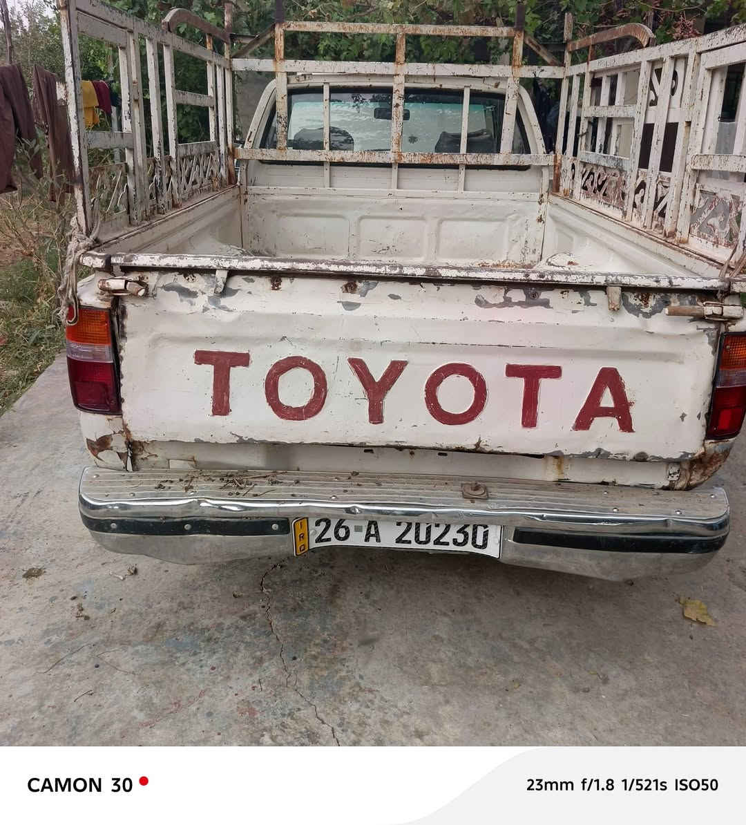 السلام عليكم بيكم تيوته موديل89 السعر37 وبيه مجال قليل 
الاتصال ***********

نص مكتوب في الصور:
- CAMON 30 23mm f/1.8 1/100s ISO50
- CAMON 30  23mm f/1.8 1/521s ISO50