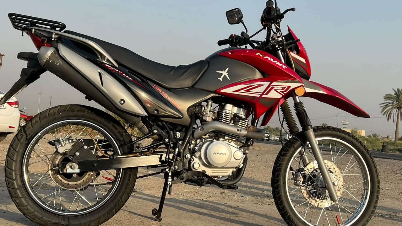 🏍️ للبيـــــع دراجة KAVIK ZR 200 SPORT 🏍️
✅ المحرك: 200cc اصلي قوة وعزم
✅ الحالة: نظيفة جدا - ما بيها اي نقص  
✅ اللون: احمر × اسود
✅ المكان: الضلوعية - صلاح الدين
✅ الدراجة بدون اوراق
✅ مكفولة عشائرياً فقط - مكاتبة

💰 السعر: 1,250,000 دينار وبيها مجال قليل
📞 للاتصال: ***********

الدراجة جاهزة للمعاينة بالضلوعية. البيع لعدم الحاجة
