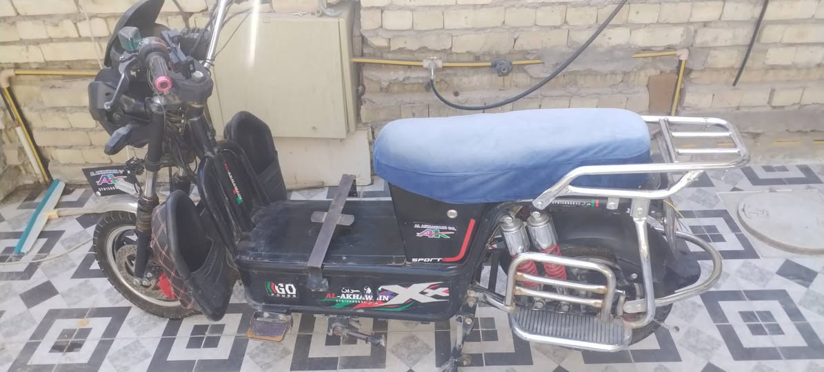 ال سلام عليكم دراجه هارلي جبلي 6بطاريات بحاله جيده الدراجه خير من الله نقصه شاحنه اصليه مال 6بطاريات دراجه رايده 300الف قفل بدون عمله موقعي فلوجه لتواصل ***********
