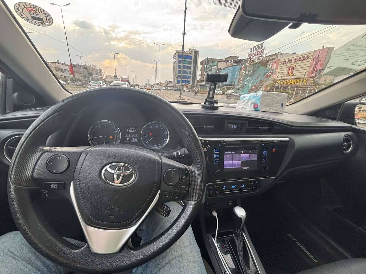 كورلا 2018
مواصفات LE
بيها بونيد صبغ بدون دواخل
وبيها بالباب كلير امريكا فقط 
كير محرك شرط
تبريد ثلج
شاشه كامره
مواصفات الكورلا معروفه
صدر امامي خلفي مابي عيب
رقم سنويه هزه كلها جديد يعني بس تحول

السعر 125

مكانها كركوك

***********
