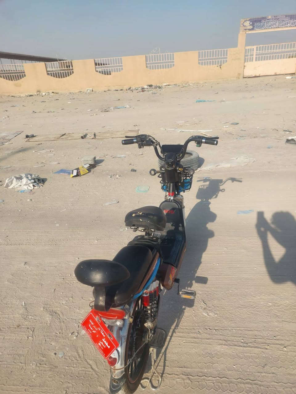ت من رخصت الادمن بايسكل شحن مديل 2022 اربع بطاريات وحدة منهن هابطة البايسكل كلة شغال لايت وشاير كلة كامل سعرة 150 المكان كربلاء حي العسكري قرب حديقت النور وهاذ الرقم بي واتساب ***********
