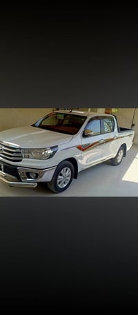 هايلوكس • ١٧٠٠٠ كم • رقم بغداد