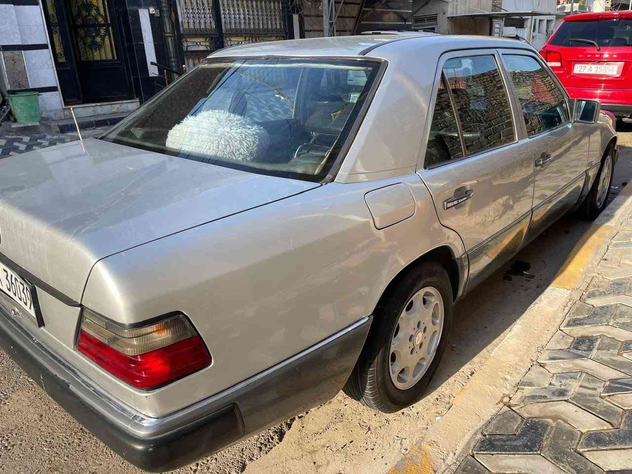 مرسيدس ١٩٩٢ • محرك بلادي • رقم بغداد