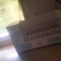تخت • مستعمل • قابل تفاوض