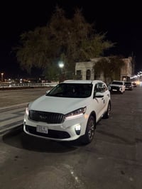 سورنتو ٢٠٢٠ • ماشيه ٧٧ الف • كفاله عام