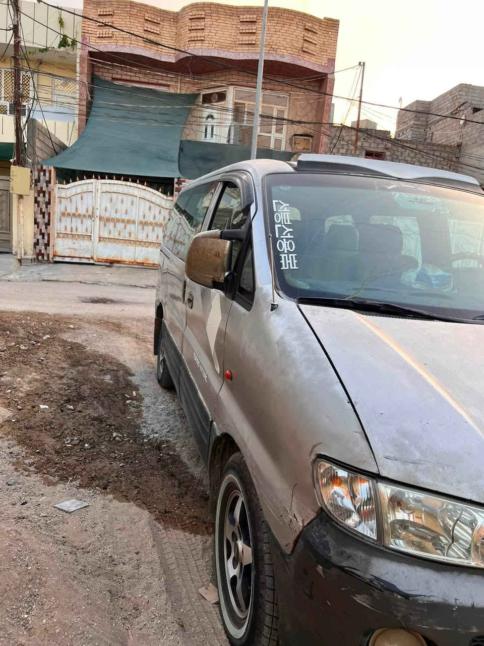 السلام عليكم ستاركس للبيع موديل 2002 بترة خصوصي باسمي رقم ديالى كير وراديتر ومنضومة تبريد جديد تبريدها ثلج العنوان ديالى بعقوبه تقاطع القدس للستفسار اتصل على هذا الرقم *********** واتساب موجود
