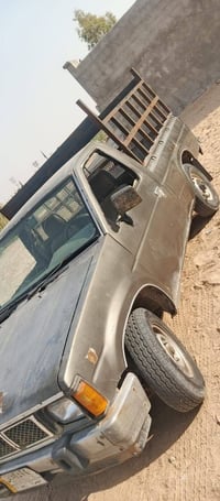 نيسان بيكم • موديل ٢٠٠٠ • بصرة