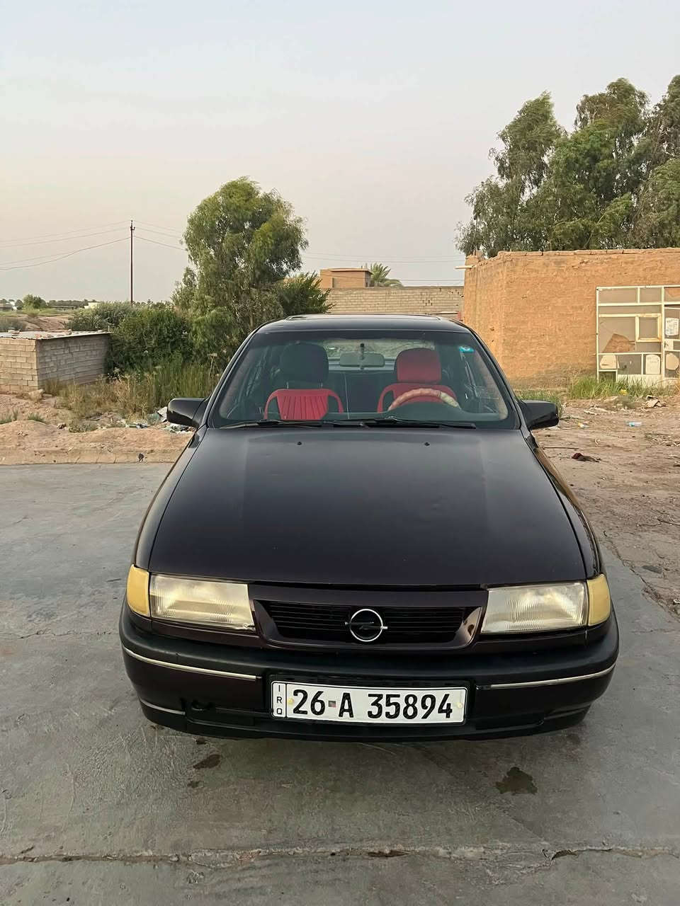 اوبل فكتره مديل 1992
محرك 1800 
كير محرك صدر شرط 
مصبوغه عام 
تايرات جديد
تحويل مباشر 
بدون خياس ماعدا الجاملغ الخلفي مصلح 
مكفوله من طخه من حادث
السعر 42 وبيها مجال 
العنوان سامراء العباسيه 
***********
