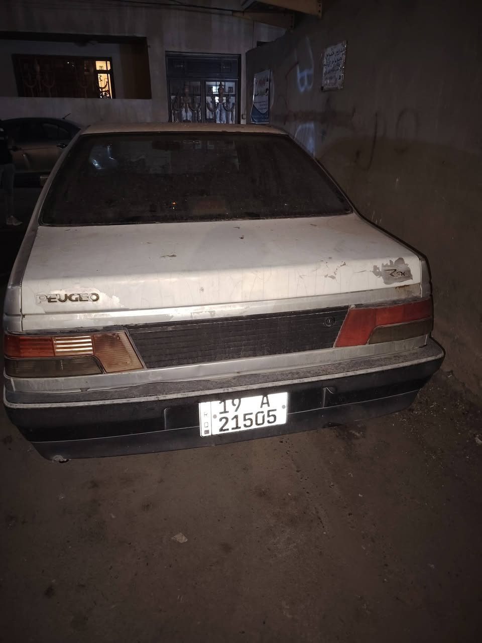 سلام عليكم بيجو روى كير مكينة تبريد صدر دواخل خير من الله سنوية ولوحات جدد بأسمي تحويل مباشر وين متريد جام كهرباء وشاشة كلة شغال سعر ٢٨ وبيها مجال مكانها دورة لا تبخير ولا تنقيص تواصل ***********
