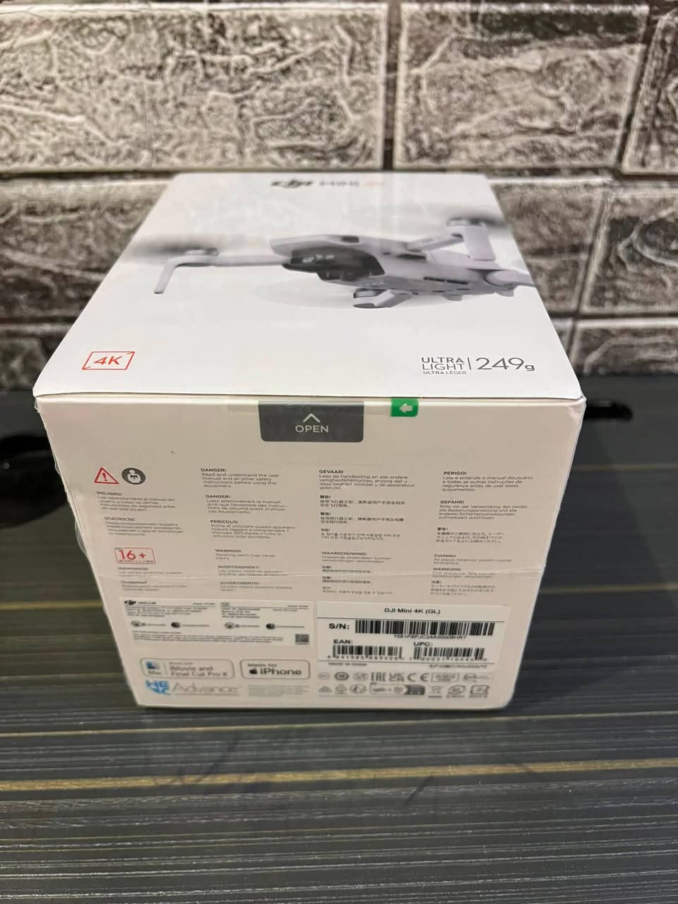 السلام عليكم درون dji4k miniكبس شركة جديده لوك بعدهي بتراب الشركة ما شامه الهوى  للبيع تواصل خاص او على الواتساب***********
