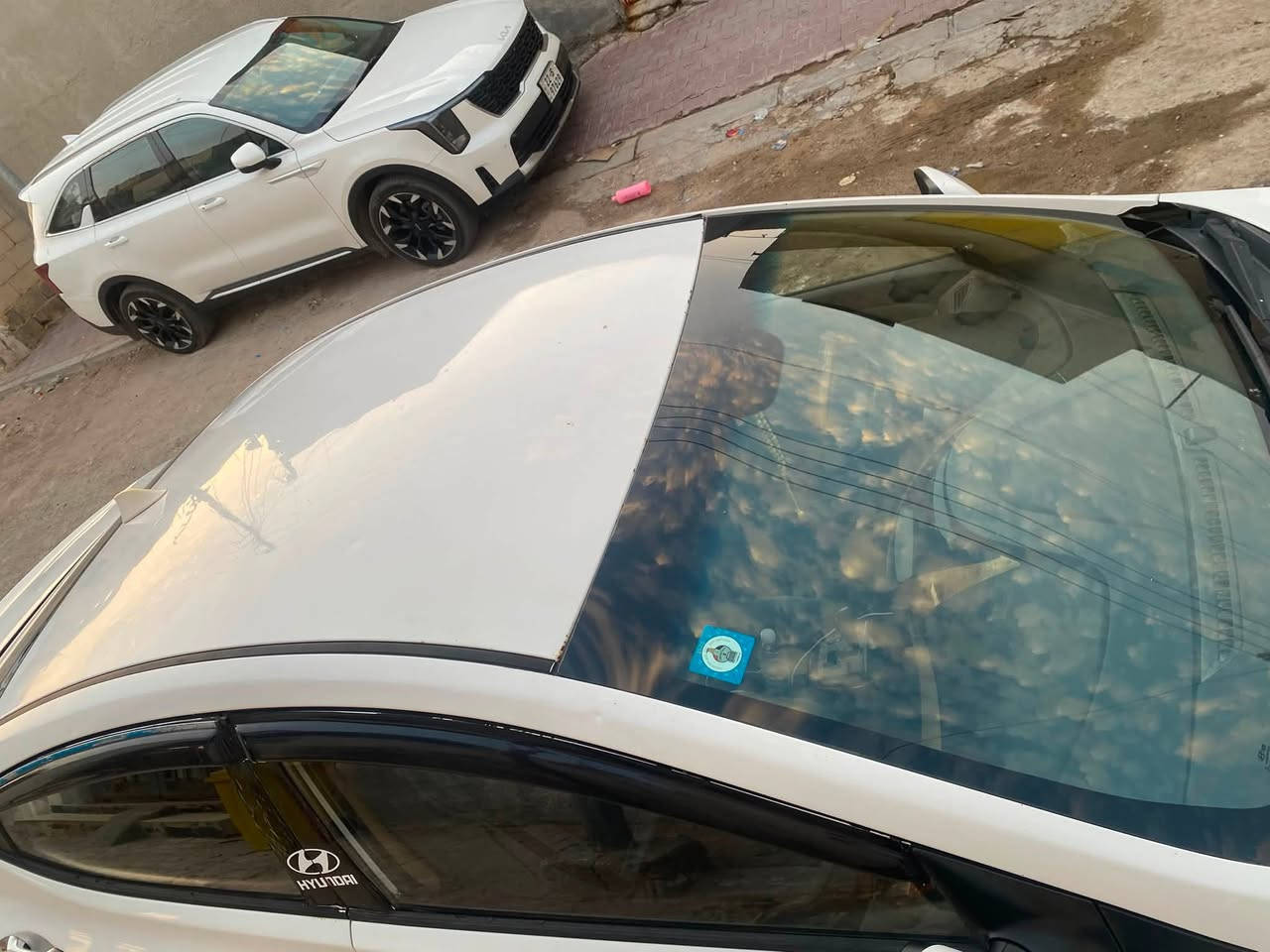 السلام عليكم انتر مديل 13بيه رشات صبغ
وبارد شويه بل باب السايق
مكينه 1600
تبريد جاهز
حداديه زينه
بسمي سياره 
سعر 85 وبيه مجال
***********
