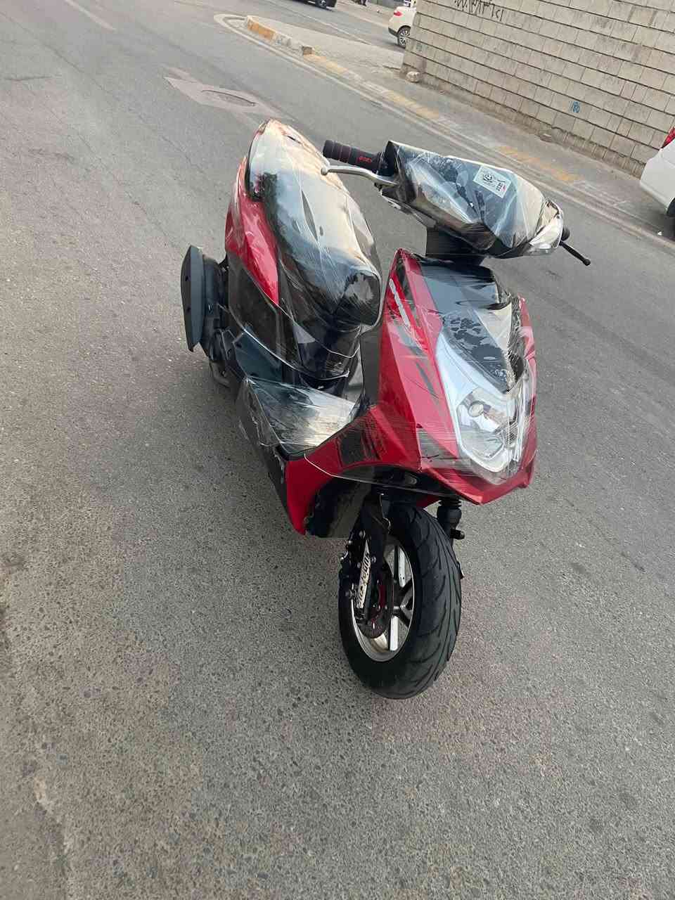 للبيع دراجه ماكس سكنس مكينه ياباني بلادي مابي لاصرف لا بخار كابرتر بلادي كهربائيات كل شغال نكره سلف اشاير لايت كل يتشغل كفر بلاي مابي اي كسر شاصي مابي لحيم شرط سعر 350 وبي مجال خاص او اتصل *********** مكاني كركوك
