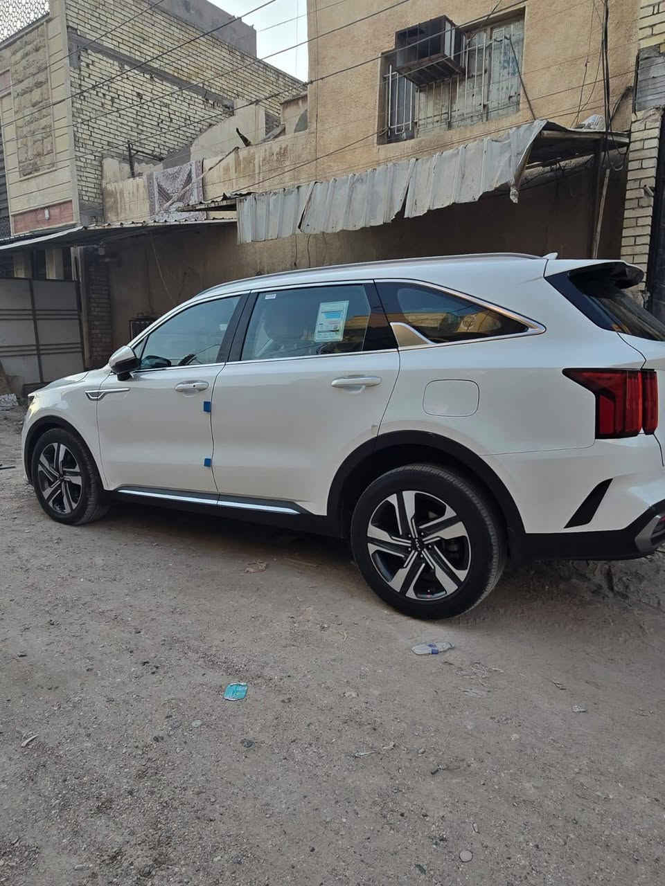 البيع سورنتو موديل 23رقم اربيل جديد  تريد وكاله أو مداور فول سياره مكفوله ما عده البنيد بس وكاله اصلي وهاي موصفاتهه كدامكم المكان بغداد حي العامل *********** سعر 260بيهه مجال

