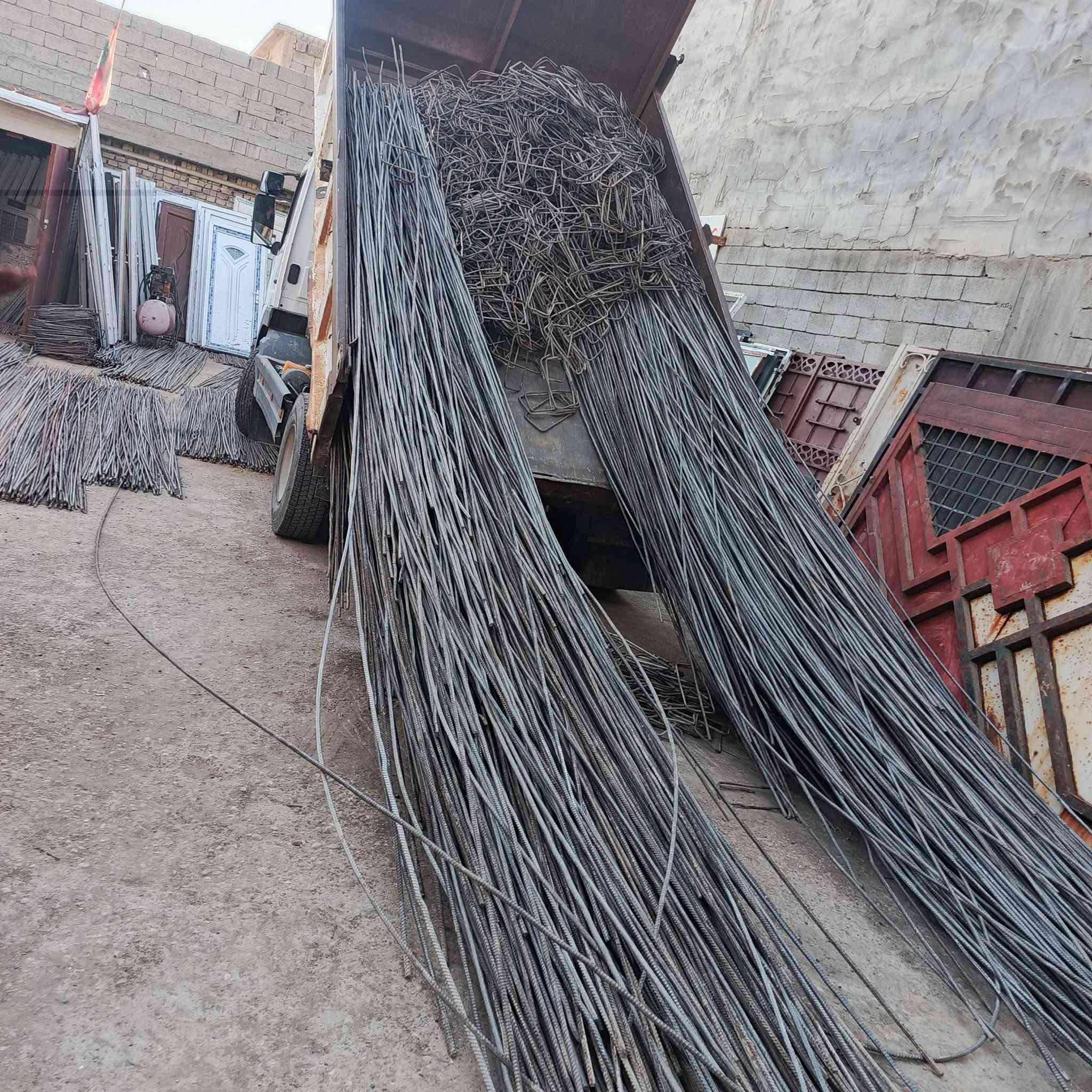 شيش مستخدم واتاري كافة القياسات بيبان بلاستك كافات القياسات بيبان حديد العنوان ديالى بلدروز شارع العلوه 
***********
