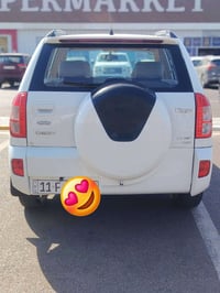 شيري تيكو • ٢٠١٢ • حي العامل