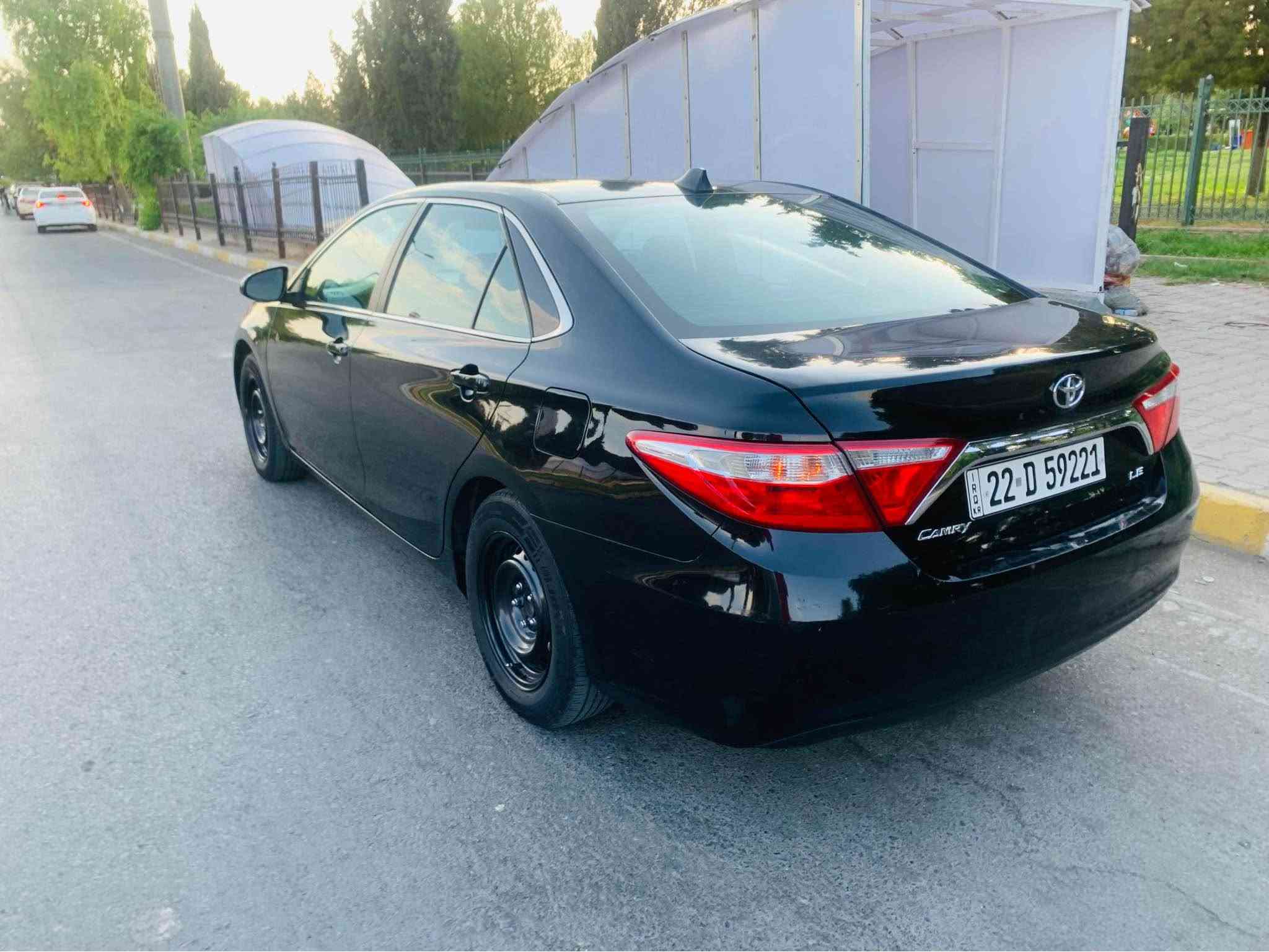 تويتا كامرى موديل ٢٠١٧ 
مواصفات le
بس بونيت بوياغة
٣ شوينى تعديلة
پشتى جةمبيكى خفيفى هةيه
١٠٧ ميل رويشتوة
گير و مةكينة و تبريد و تحويل و غرامة بةشةرت
كةميك شوختى هةية سيارةكة پوليش نةكراوة تا ئيستا يةك دةسته لاى خوم بووة 
شوين هةولير
نرخى ١٣٥$
رقم تلفون
***********
قوپيكى بچوكى لةسةقفى هةية هى شةحنة بةقةد يةك پةنجة دةبيت
گورينةوةش دةكةم بة بيكاشو سپى
يان كامرى سپى أربيل, العراق
