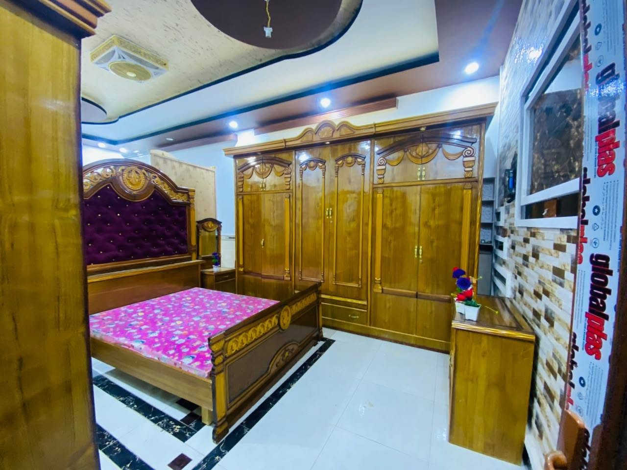 سلام عليكم توجد غرفه نوم مستعمله للبيع صاج عراقي درجة أولى شقل احطاطه *********** واتساب توجد خدمة توصيل عل باب بيتك
