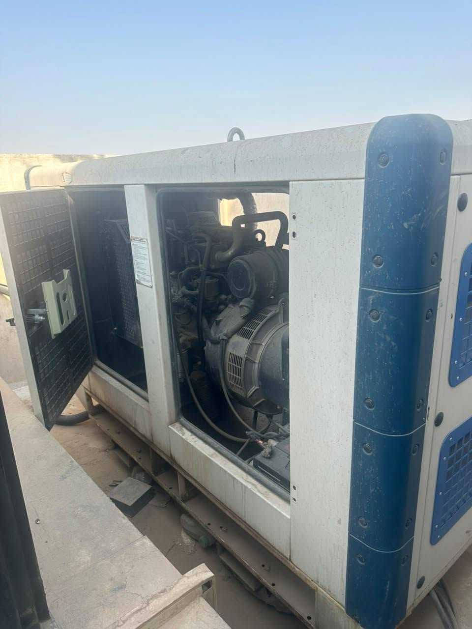 مولد بيركنز 60 kva بلادي على وضع الشركه السعر 65$ الاتصال على الرقم ***********
