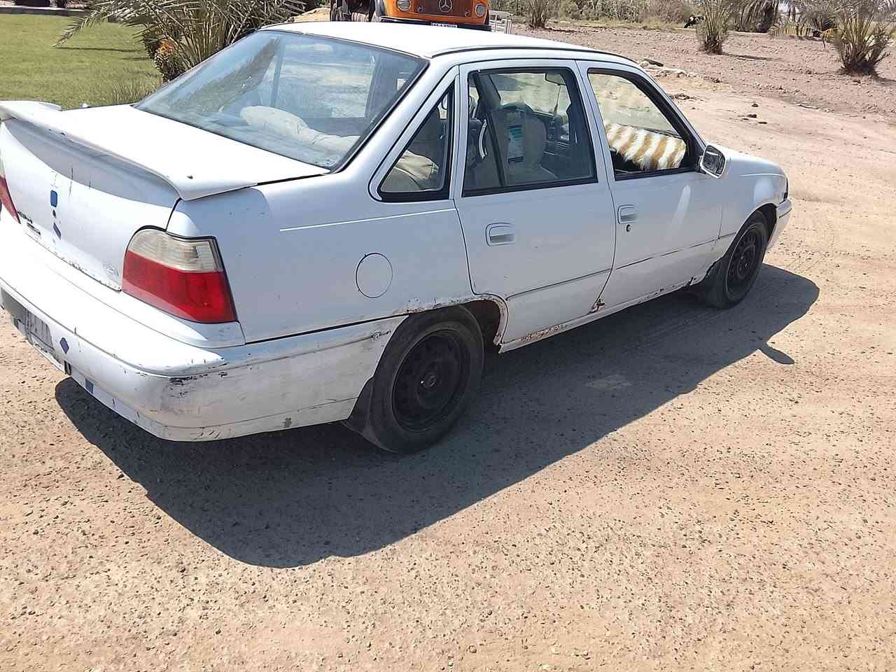 سياره سلو للبيع موديل 96 بغداد سياره جاهزة مكينه وكير و كهربائيات كله شغاله السعر 26 وبيه مجال العنوان المحمودية طريق دولي مقابل جسر 4 ***********
