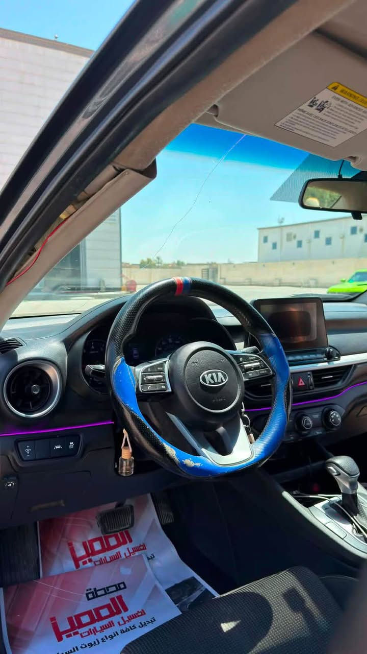 السلام عليكم
كيا فورتي 2020 
السيارة جديده بمعنى الكلمة صبغ جاملغين امامي وبنيد 
رقم اربيل باسمي السيارة كيرAt محرك خير من الله تبريد ثلج السيارة بيهة منظومة غاز  السعر مناسب جدا 107$ مكان السيارة بغداد  ‭***********‬
