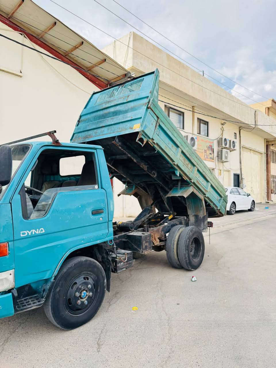 بەناوی خوای گەورە تیۆتا دانیا بۆ فرۆشتن  16b سەیارەکە بێسەرەتایە بەشەرتی ئەوەی ماڵی کەس نەبێ مەدەنی بێت بەشەرتی گێڕو مەکینە  بۆ زانیاری زیاتر پەیوەندی بەم ژمارەیەوە بکە *********** شوێن سلێمانی
