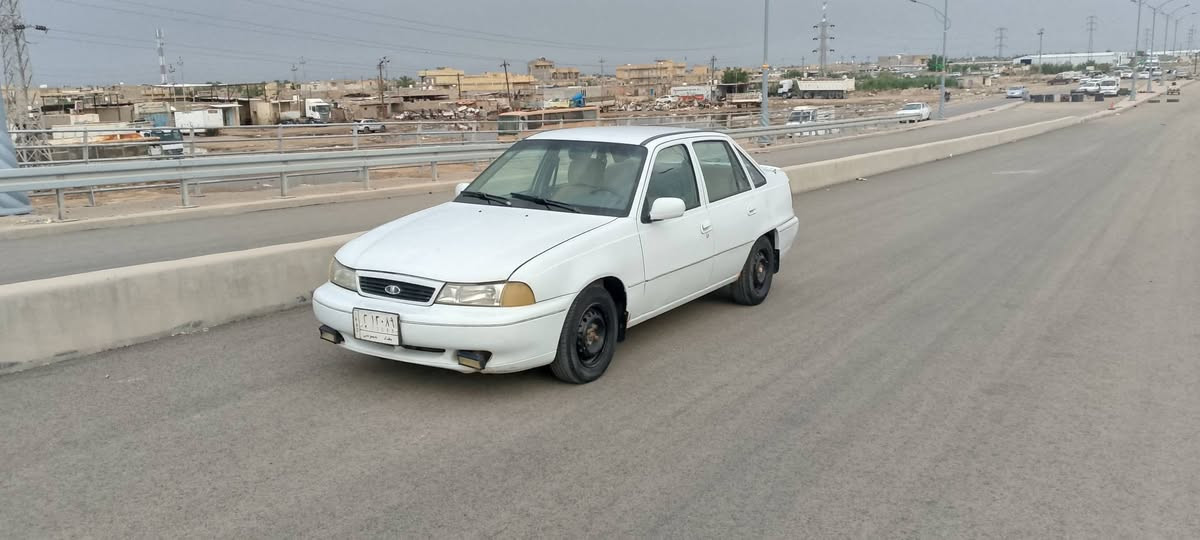 هالسلام عليكم، دايو سلوو للبيع بسعر رقم التسقيط،،جديده وحتا منظومة التبريد موجوده، مكينه كير حداديه كهربائيات رقم بغداد شرط التحويل،سعرها 20 فقل مكانها الناصريه الشطرة،،***********
