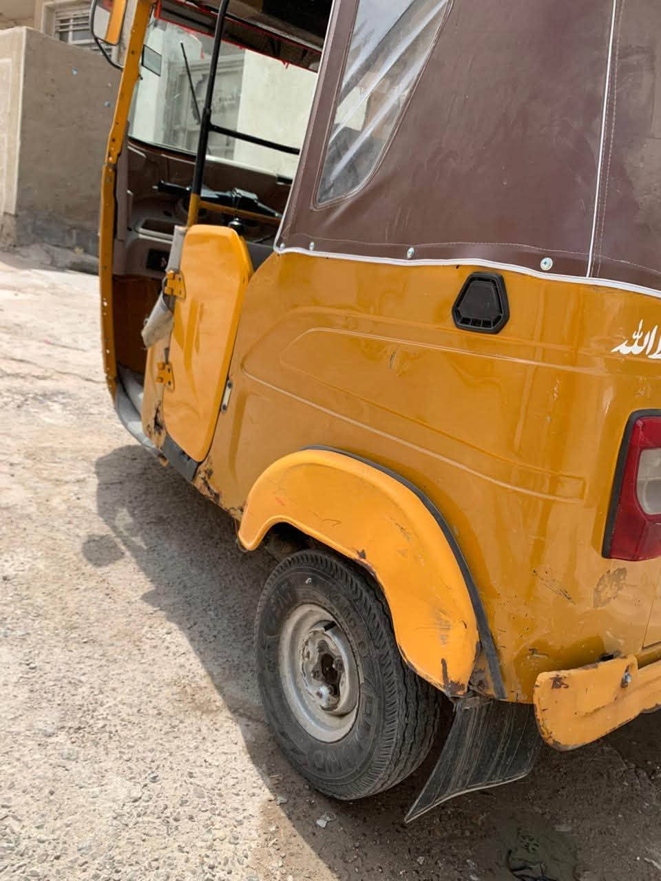 السلام عليكم تكتك للبيع موديل 21بيه خياس يم لجاملغ مكينه لا تبخير ولا تنقيص السعر 8500وبيه مجال حك لجيه مكان بغداد ***********
