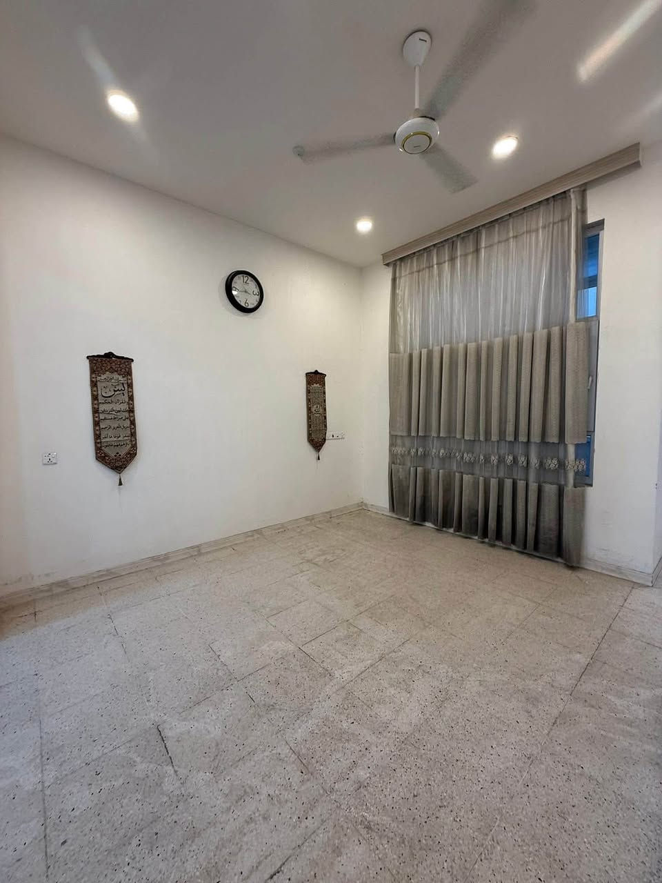 150م للأيجار✅
الموقع📍حي جميلة-م516
🔸بناء جديد/مدخلين/طابق واحد/غرف نوم عدد(2)

مكتب الثقة للعقار
حي اور-شارع نادي النفط-مقابل مركز سناريا لطب الاسنان
***********📳
***********📳
