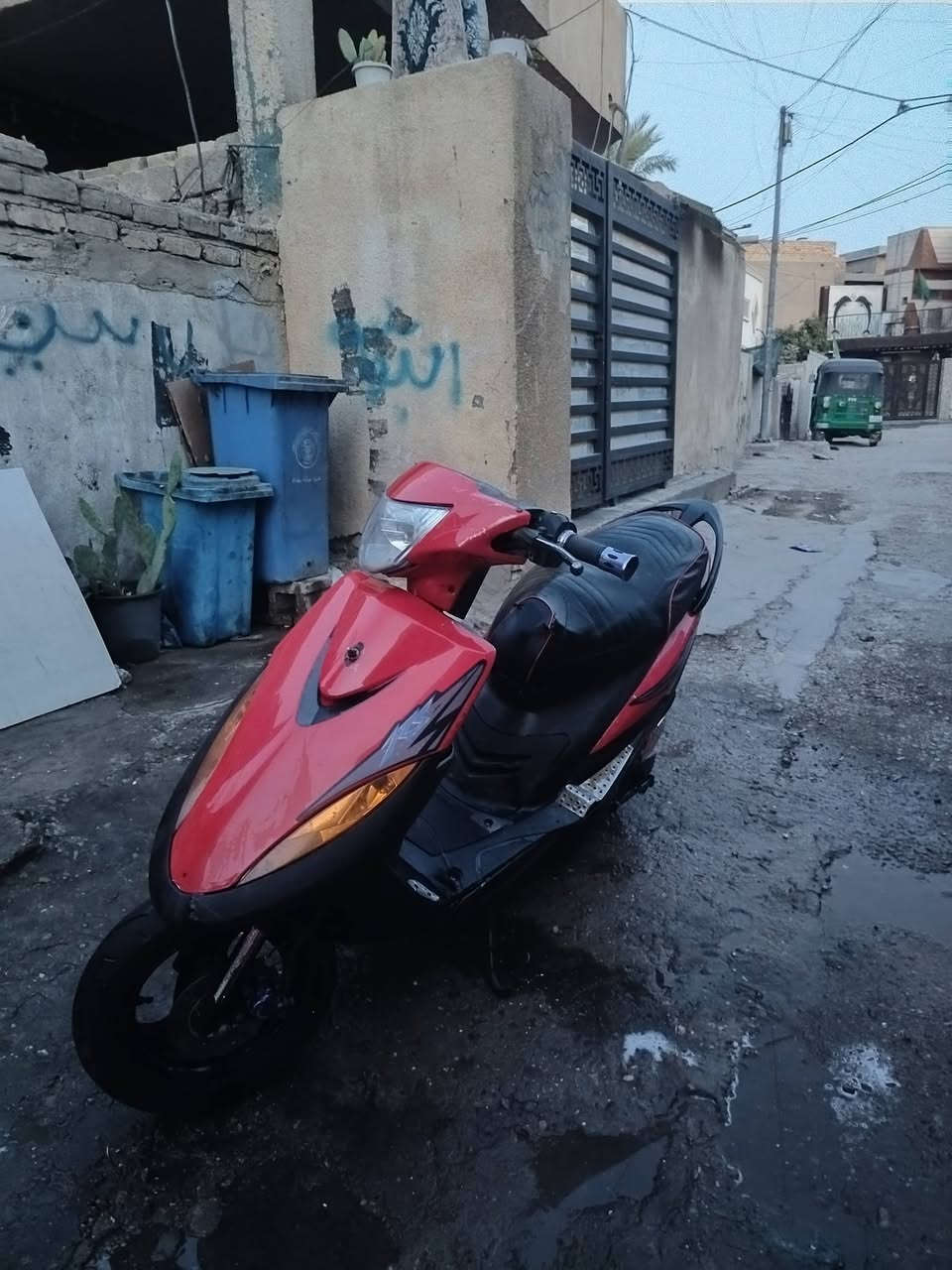 السلام عليكم
ماكس عدله للبيع شغاله وتمشي

شلعه اشك الكاع تايرات نضاف

كفرات نضاف

ناقصهة باتري وتنضيف كابريتر تخربط شويه

رايدهة ب٣٥٠ وبيهة مجال

مكاني بغداد البياع شرطه الخامسه

رقمي ***********
