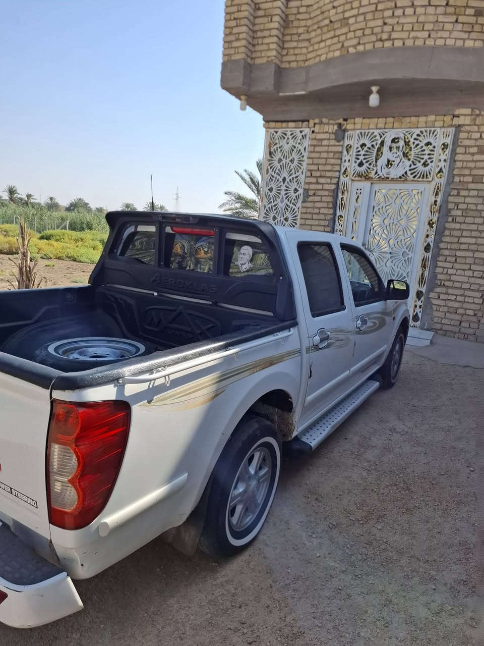 سلام عليكم لبيع اكريت ٢٠١٥ رقم مثنى سنويه ٢٩ سياره جديده كلش مكينه كير حداديه تخم تاير بيه صبغ بلبنيد وطرف جاملغ فقط وباقي كفاله عل وضع شركه استخدام شخصي مكان سماوه السعر ٦٨ ستفسار ***********
