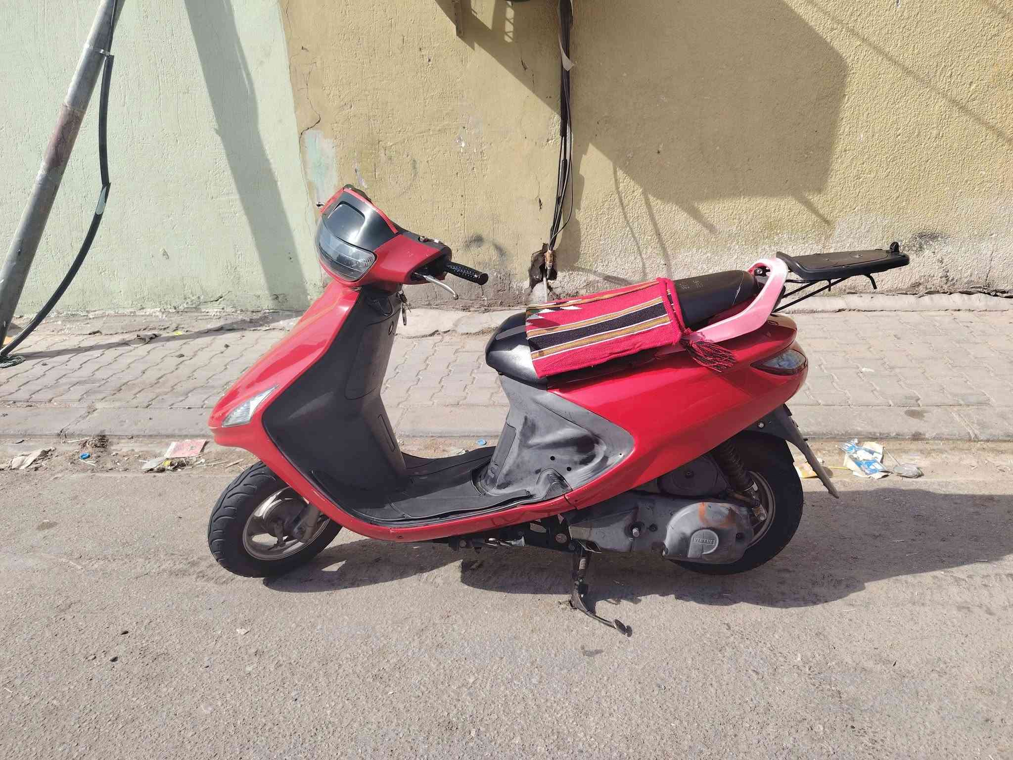 دراجة فراشة مال حاوية كفالة عامة محرك مامفتوح اي نقص مابية كلشي بيها شغال ورقة الوكيل موجودة السعر خاص مكاني النجف ***********

