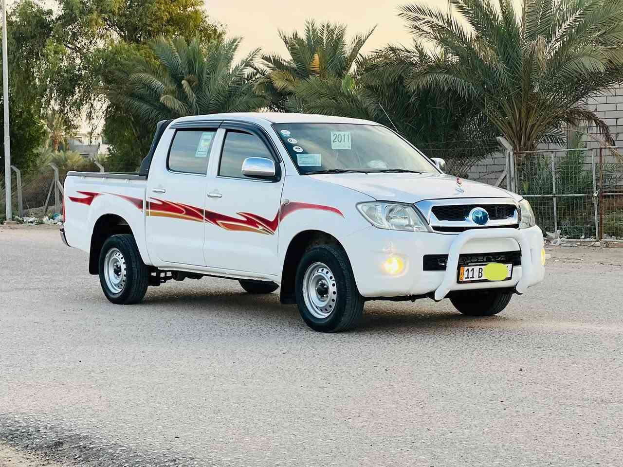 هايلوكس • ٢٠١١ • رقم بغداد
