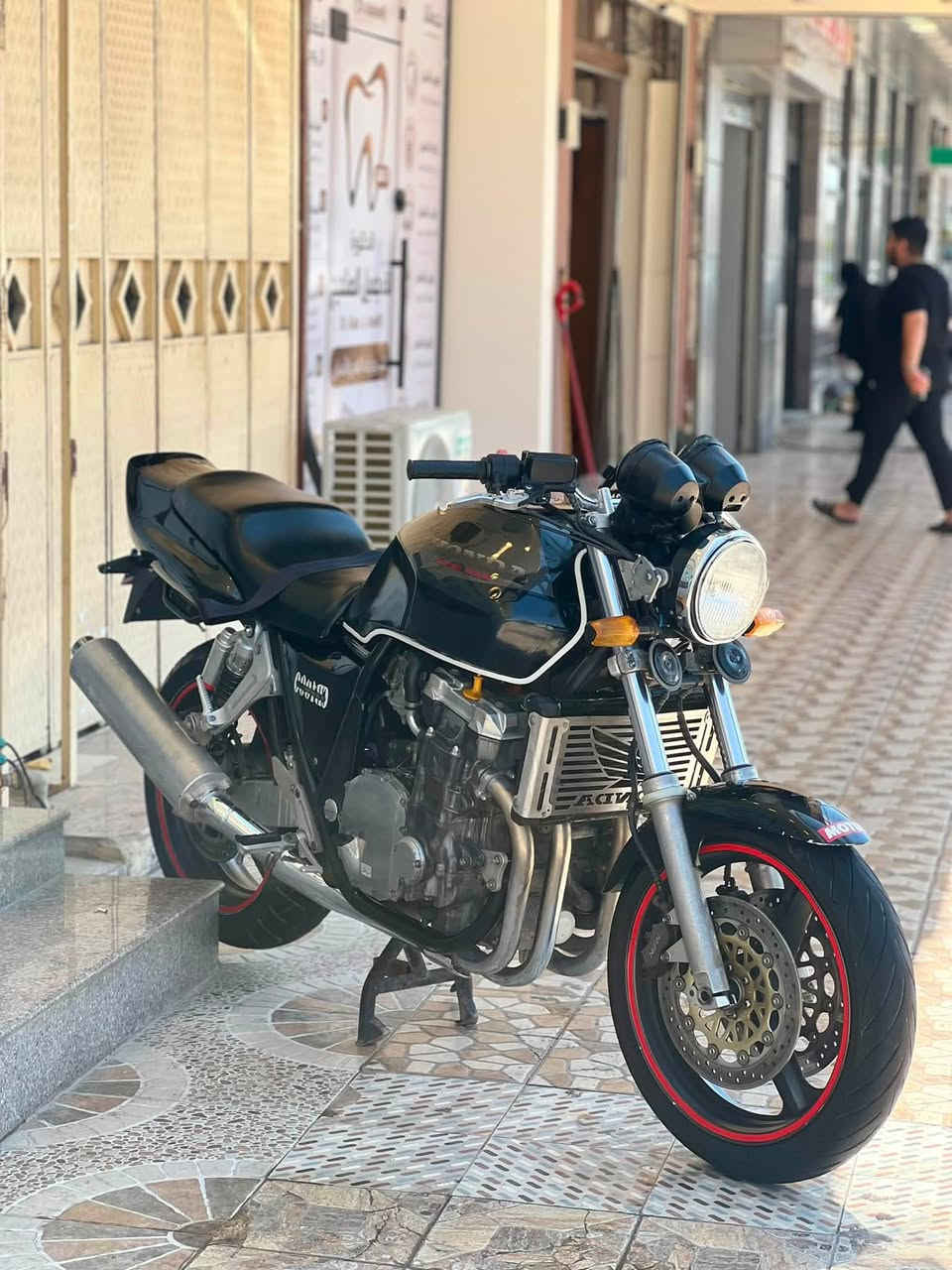 سلام عليكم بطحه سيبي 1000 كفاله مكينه وكير بيع
ومراوس
سعر 15 وبيه مجال***********
مكان تكريت
