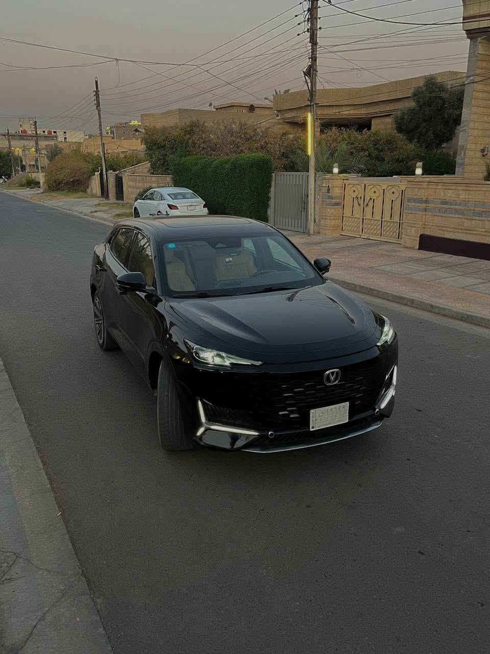 شانجان يوني كي (UNI-K) موديل 2024
فول مواصفات لون اسود نيلي 
سقف بانوراما 
مقاعد تدفئه تبريد امامي
ماشيه السيارة 110 الاف كيلو متر
كاميرات 3D ويجي 2D
دوسات كهرباء مع فتح وغلق الابواب
شاشات لمس
صندوق كهرباء
سستم صوت من شركة SONY
سماعات بالمقاعد
يدات ابواب مخفي
انظمه التحكم لمس
رادار + تحديد مسار + قياده ذاتيه
كاميرات 360 درجه
نظام كاميرات 3D
كاميرات مرايات جانبيه بدقة 4k
حساسات 360 درجه
هاند بريك كهرباء
نظام auto hold
شاحن واير ليس
لايت وبك لايت LED

حرة السياره بسمي تحويل ثاني يوم 
ورقم جديد عليها

السعر  33  مليون 

مكانها بغداد 
للاستفسار الاتصال على 
*********** بغداد, العراق
