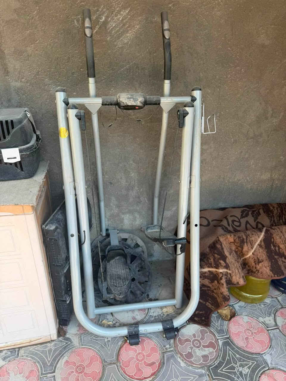 جهاز الاوبتيكال/ يشتغل بدون كهرباء
ميكانيكي للبيع سعر 75 الف
جهاز جديد شخط مابي هذا بالصورة مجرد تراب لان تاركه

للاتصال ؛. ***********
