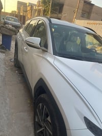 توسان 23 خليجية للبيع او مراوس بسبورتج 23/24  ماشية 45 بيها طخة بصندوك...