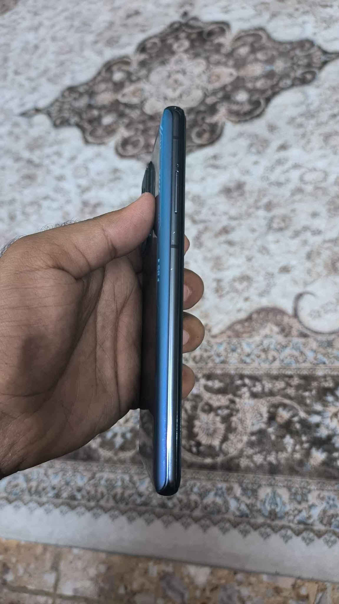 Black shark 5 Pro
Global 
2 sim
Zor xawen
256GB
Ram 12 GB
Kaml ashya
450 hazar w majal
Gayandn haya bo hamu shwene
***********
.........
بلاك شارك 5 برو
نسخة عالمية دبل سيم
نضيف جدا 
مكفول
كامل ملحقات 
ذاكرة ٢٥٦
رام ١٢
مكاني كركوك
توصيل متوفر لكل عراق
*********** كركوك, العراق
