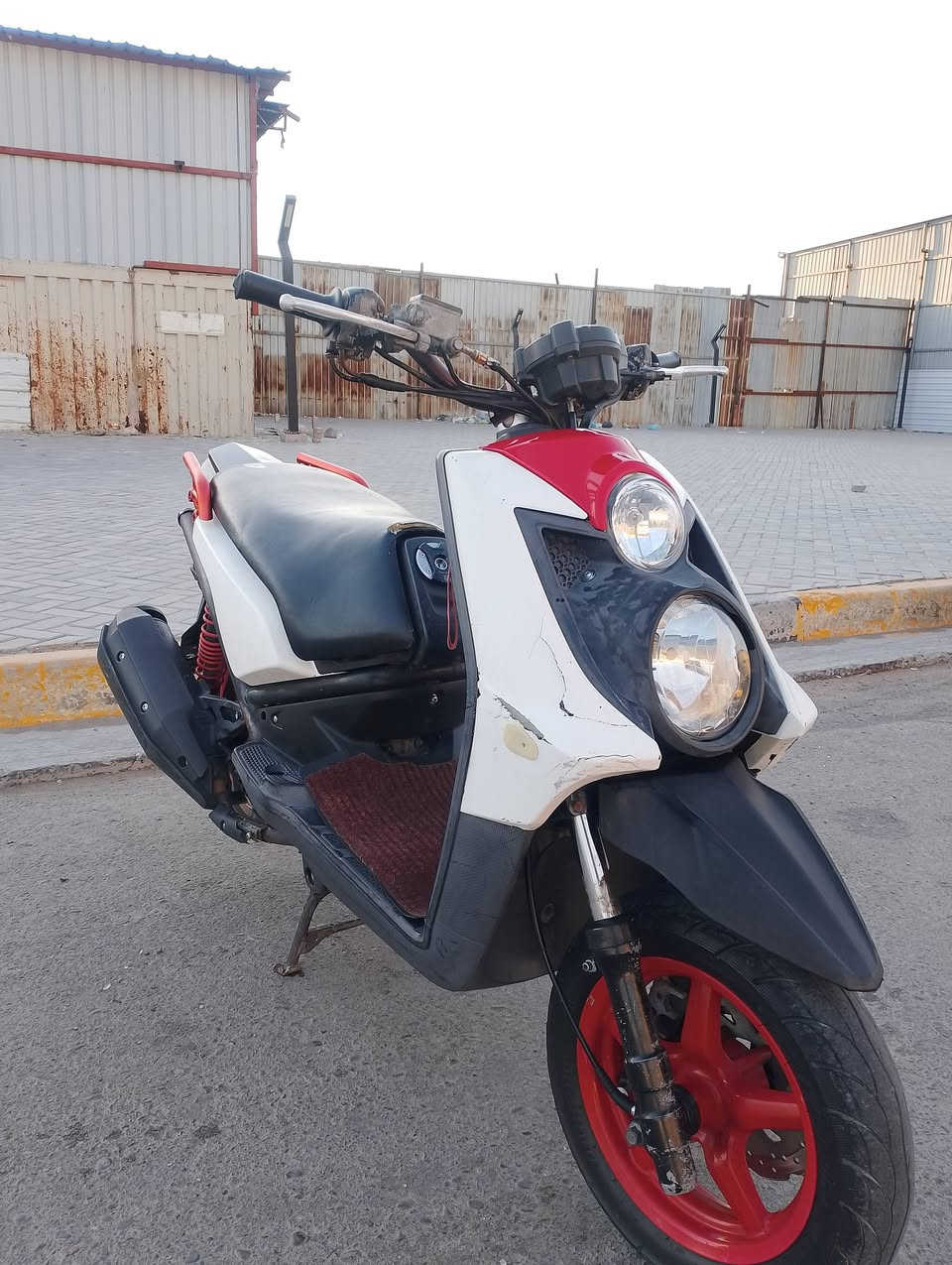 السلام عليكم مرخصه مدير الكروب سكنس جبلي كفاله عامه للبيع  سعر 550 مكان بغداد حي عامل  رقمي ***********

