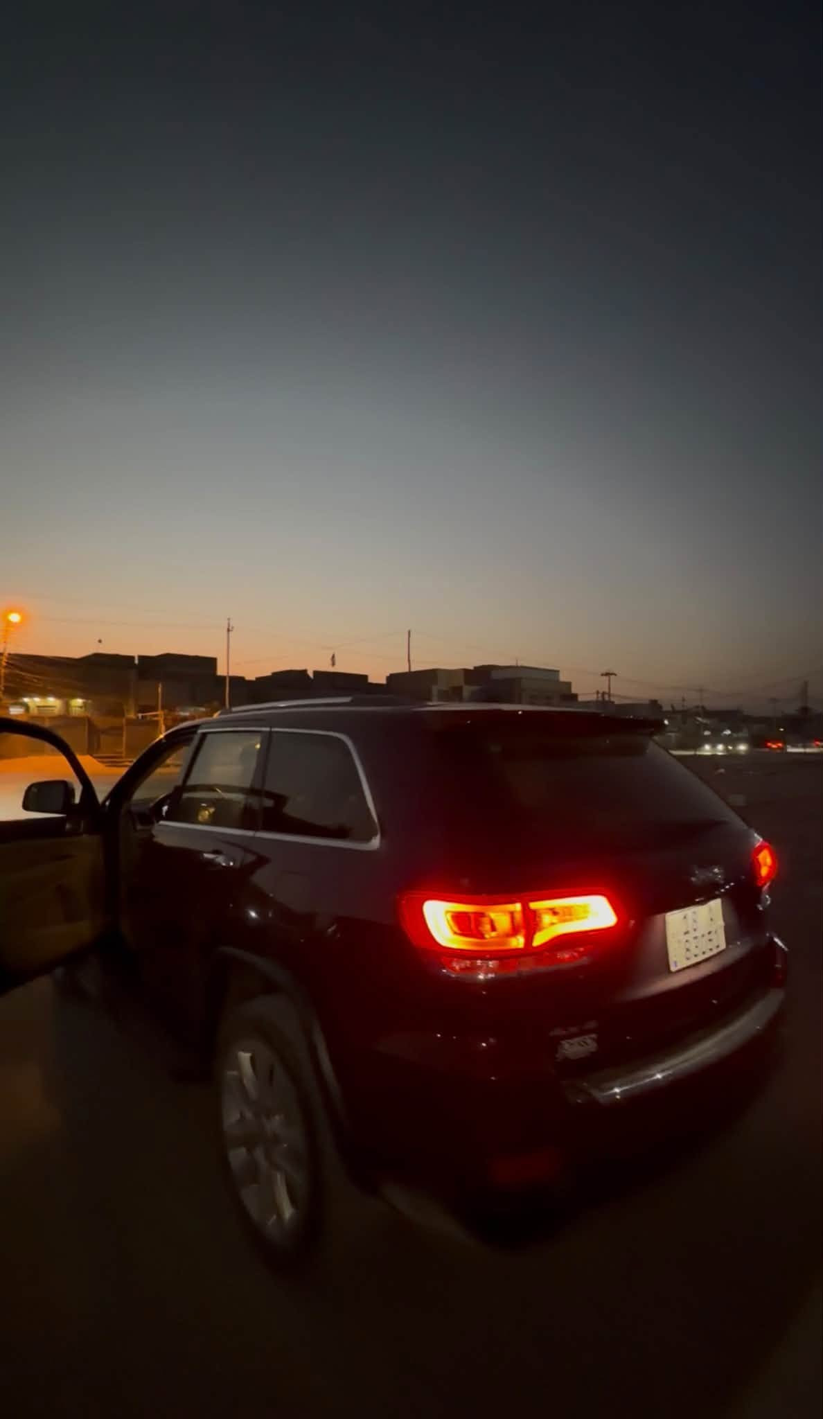 جيب موديل 2017 🚙
فئة : لمتد ⭐
حادث فقط جاملغ (صور الحادث موجودة بالمنشور) 📸
مواصفات السيارة :-
🔹 داخل بيجي 🤍
🔹 شاشة 🖥️
🔹 تشغيل ع بعد ⏱️
🔹 بصمة 🔑
🔹 فتحة ☀️
🔹 كشنات جلد وكهرباء 💺
🔹 تدفئة كشنات ومقود 🔥
🔹 جنطة كهرباء 🚪
🔹 مري كهرباء وقلاب 🪞
🔹 كشنات ذاكرة 🧠
🔹 لايتات LED 💡
🔹 تحكمات ستيرن 🛞
مكان السيارة :- بابل 📍
السعر : 180 وبي مجال 💵
للاستفسار الاتصال ع رقم 📞
***********
