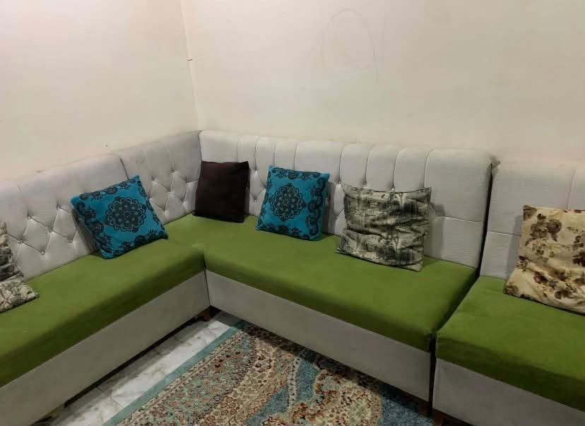 سلام عليكم قنفات للبيع جديدات ونضيفات مثل ما واضح بل صوره السعر 200 وبي مجال للطيبين مكاني :كركوك حي الواسطي اي استفسار راسلني خاص او هذه رقمي ***********
