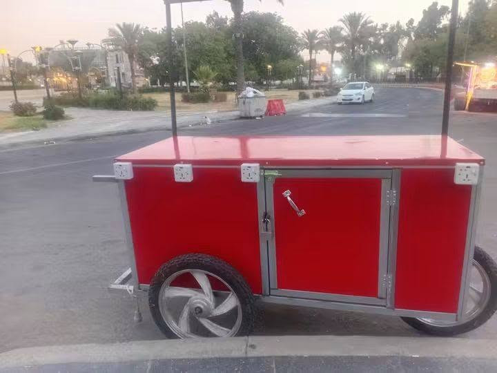 للبيع ستوته عصاير جاهزه بدون اي نقص وستوت مشاوي جاهزه وعربانت لبلبي وذره هم جاهزه مكانهن بغداد تواصل ***********واتساب
